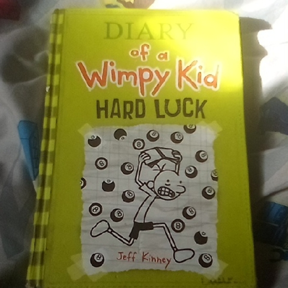 Diary of a Wimpy Kid: Hard Luck - Green Cover